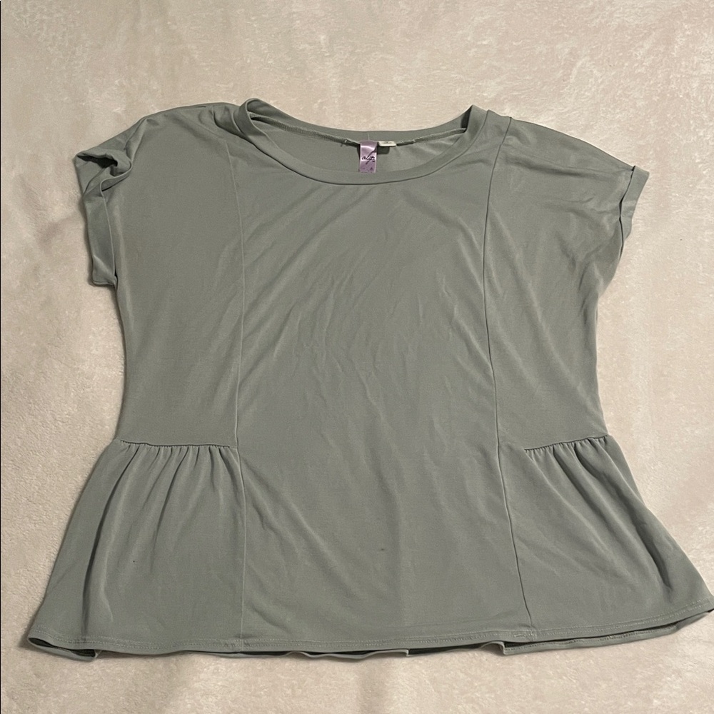 Alya Soft Green Short Sleeve Top